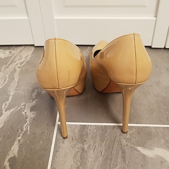 Report Signature Platform Heels - Picture 4 of 8